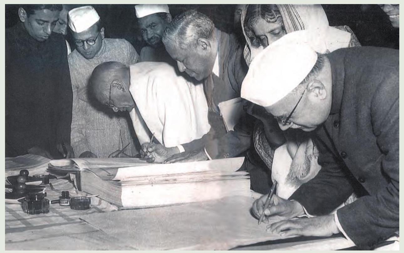 संविधान का निर्माण (1946–1950)